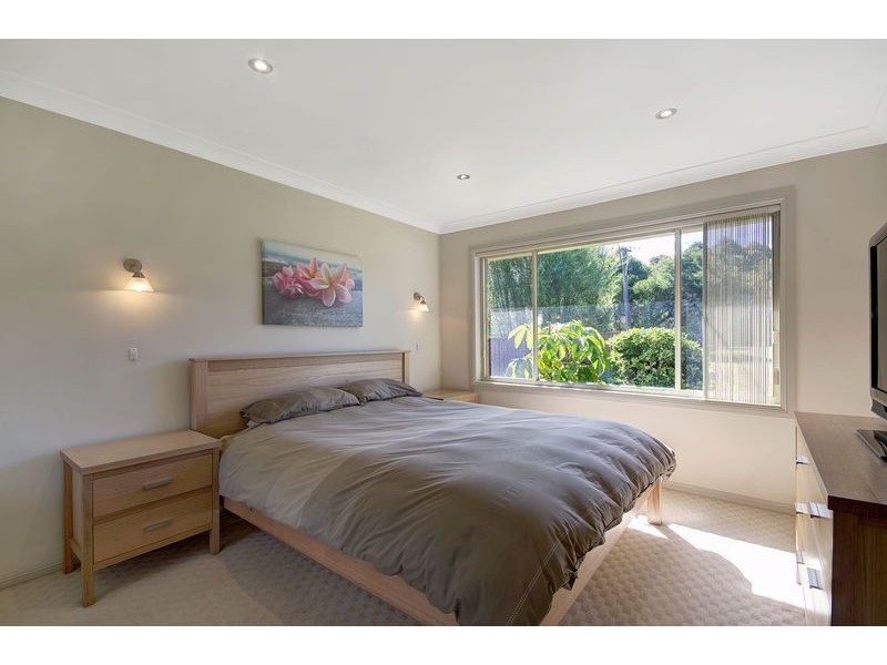 5 Rickard Rd, Unanderra NSW 2526