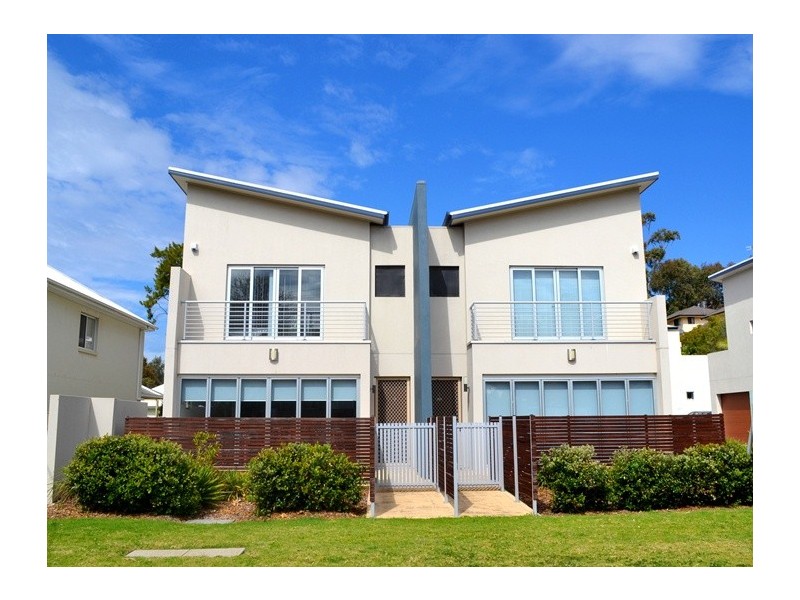 2/95 Campbell St, Woonona NSW 2517