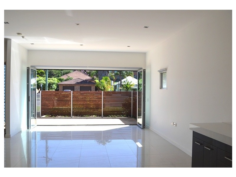 2/95 Campbell St, Woonona NSW 2517