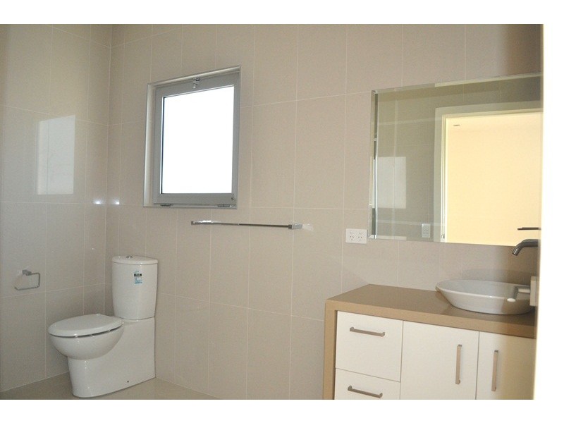 2/95 Campbell St, Woonona NSW 2517