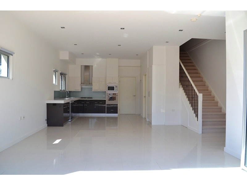 2/95 Campbell St, Woonona NSW 2517