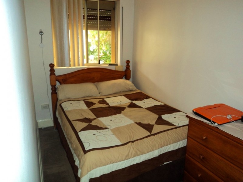 12 Walter St, Mangerton NSW 2500