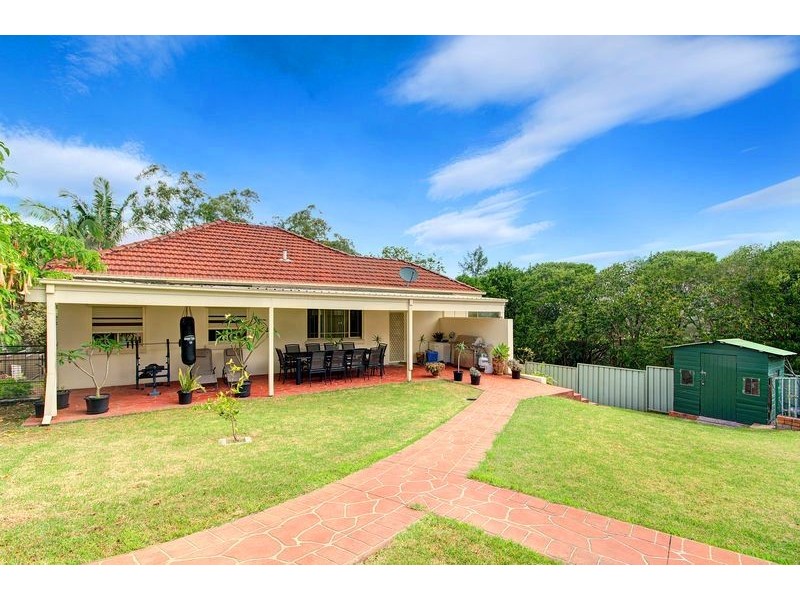 12 Walter St, Mangerton NSW 2500