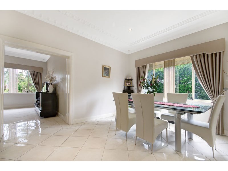 12 Walter St, Mangerton NSW 2500