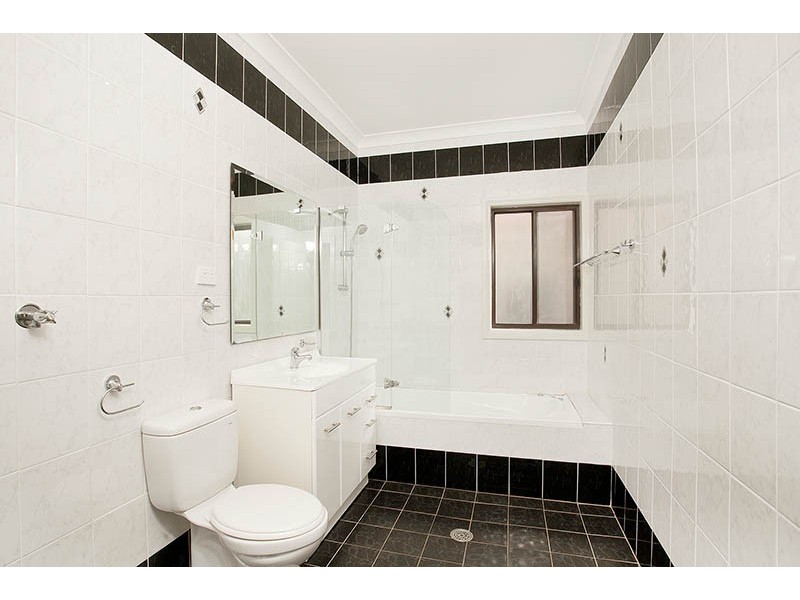 7a Poulter St, West Wollongong NSW 2500