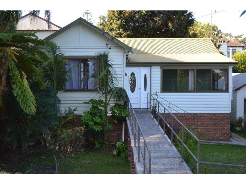 22 Sheppard St, West Wollongong NSW 2500