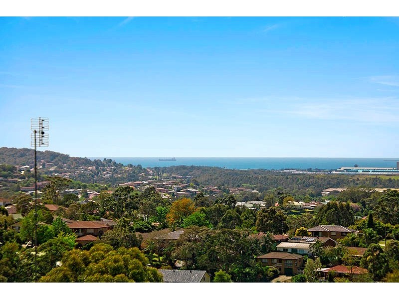 13 Plumwood Cres, Cordeaux Heights NSW 2526