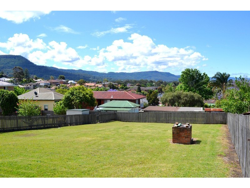10 Urunga Pde, Wollongong NSW 2500