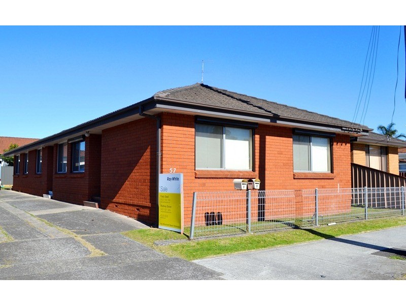 2/57 Lake Entrance Rd, Warilla NSW 2528