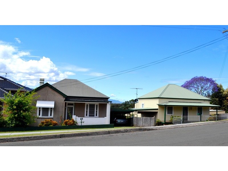 10 and 12 Urunga Pde, Wollongong NSW 2500