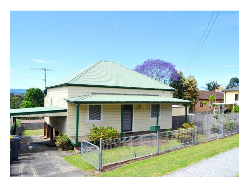 10 and 12 Urunga Pde, Wollongong NSW 2500
