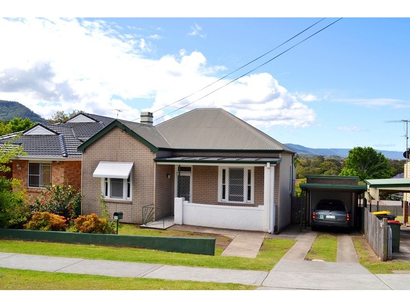 10 and 12 Urunga Pde, Wollongong NSW 2500