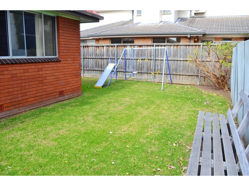 4/3 Railway St, East Corrimal NSW 2518