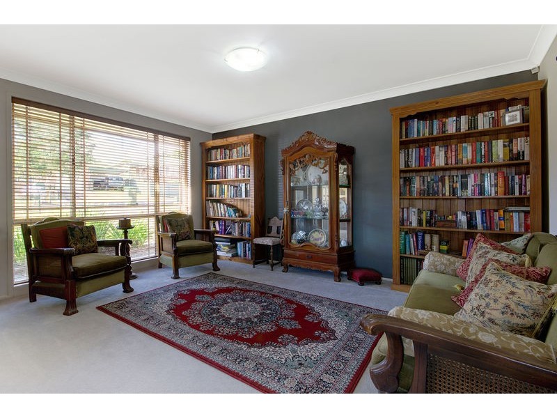 13 Warrego St, Albion Park NSW 2527