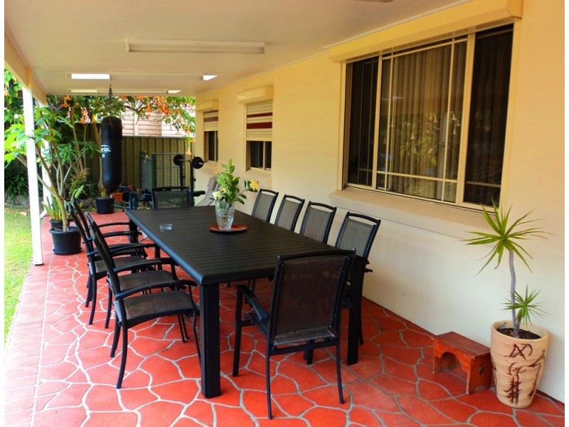 12 Walter St, Mangerton NSW 2500