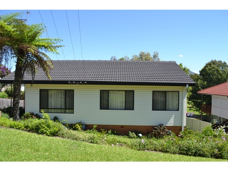 14 Bukari St, West Wollongong NSW 2500