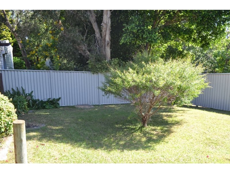 14 Bukari St, West Wollongong NSW 2500