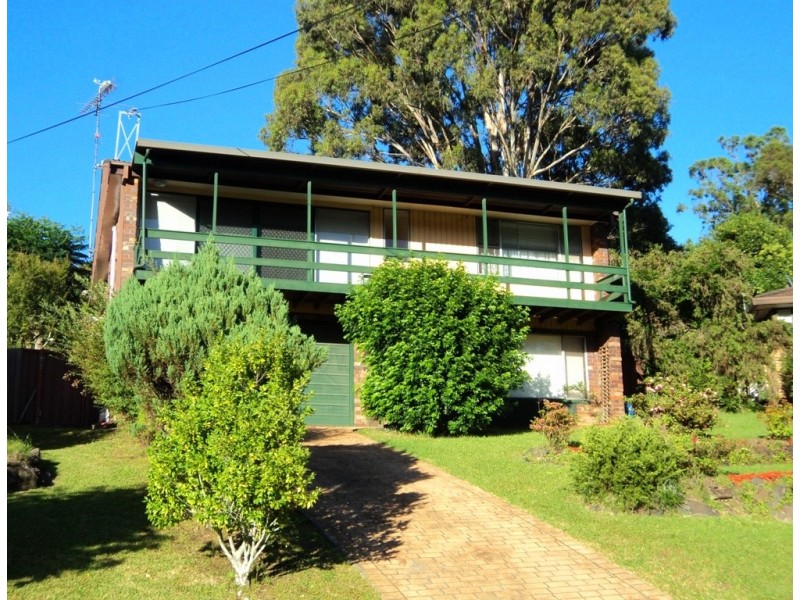 6 Gellatly Ave, Figtree NSW 2525