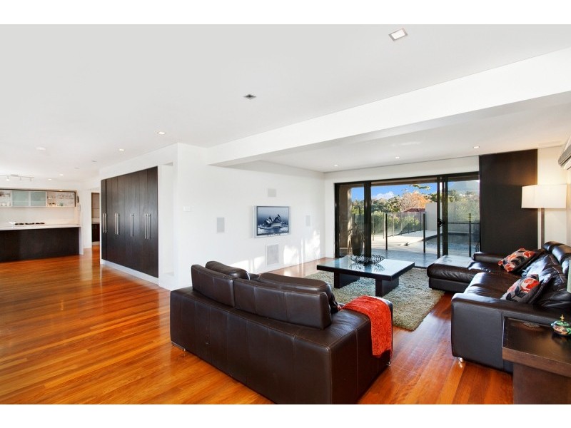 10 Valetta St, West Wollongong NSW 2500
