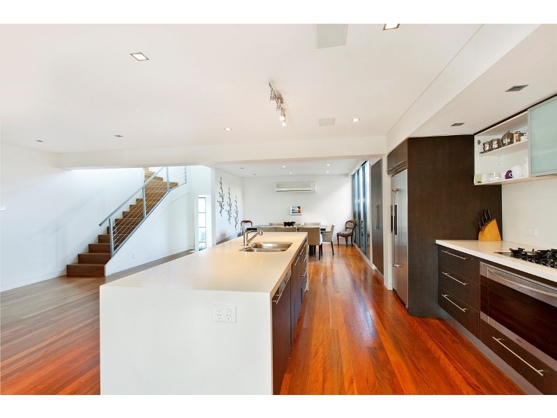 10 Valetta St, West Wollongong NSW 2500