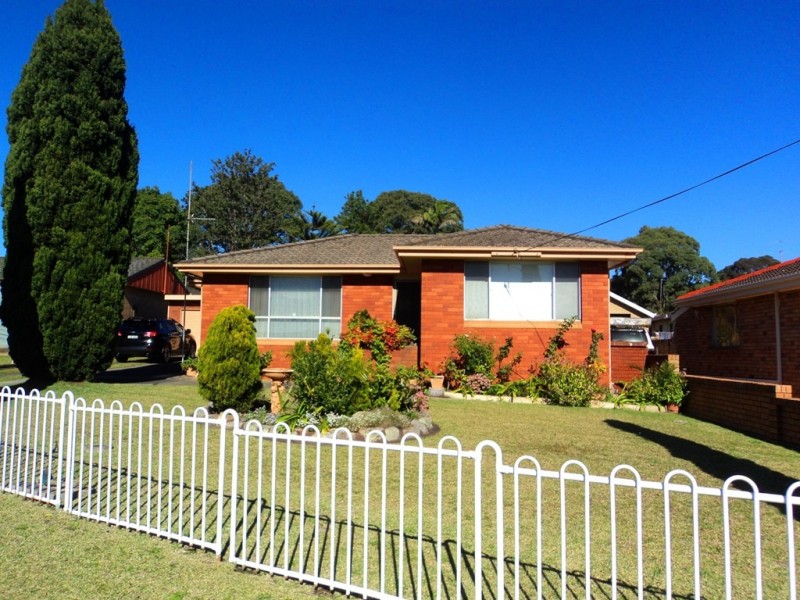 30 Malin Rd, Oak Flats NSW 2529