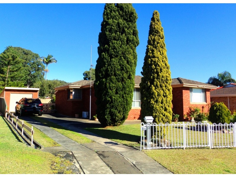 30 Malin Rd, Oak Flats NSW 2529