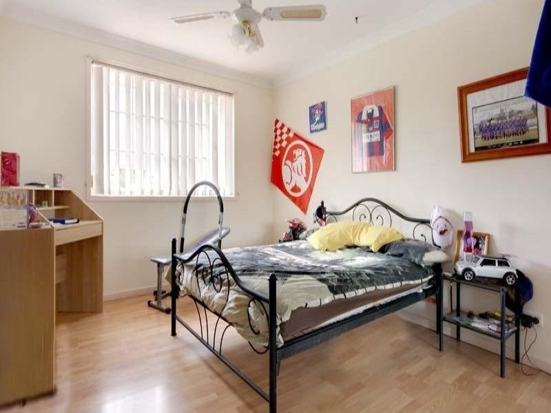 19 Paltarra Place, Cordeaux Heights NSW 2526