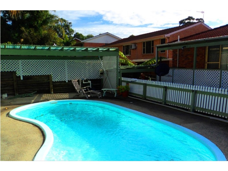 19 Paltarra Place, Cordeaux Heights NSW 2526