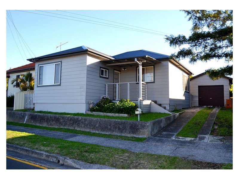 198 Shellharbour Rd, Warilla NSW 2528