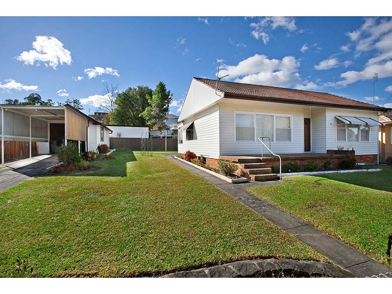 53 Euroka St, West Wollongong NSW 2500