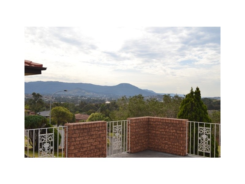 43 Hopman Crescent, Berkeley NSW 2506