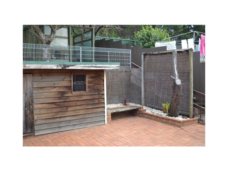 43 Hopman Crescent, Berkeley NSW 2506