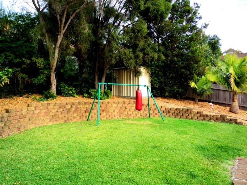 25 Paltarra Place, Cordeaux Heights NSW 2526