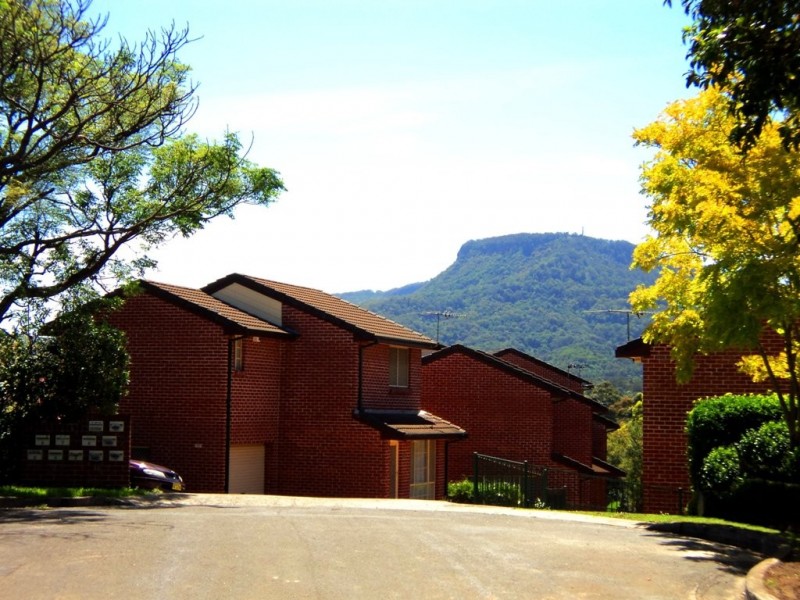 4/7 Wiseman Ave, Wollongong NSW 2500