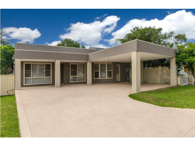 57 Hopewood Cres, Fairy Meadow NSW 2519