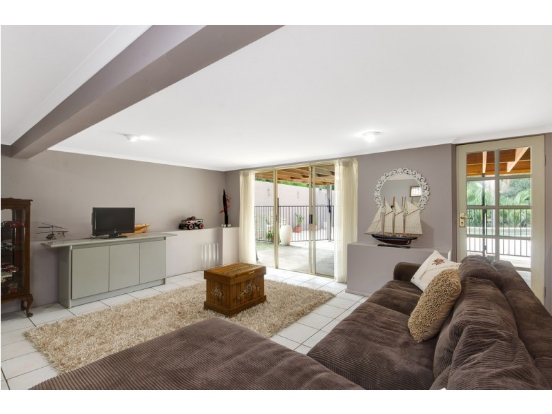 57 Hopewood Cres, Fairy Meadow NSW 2519
