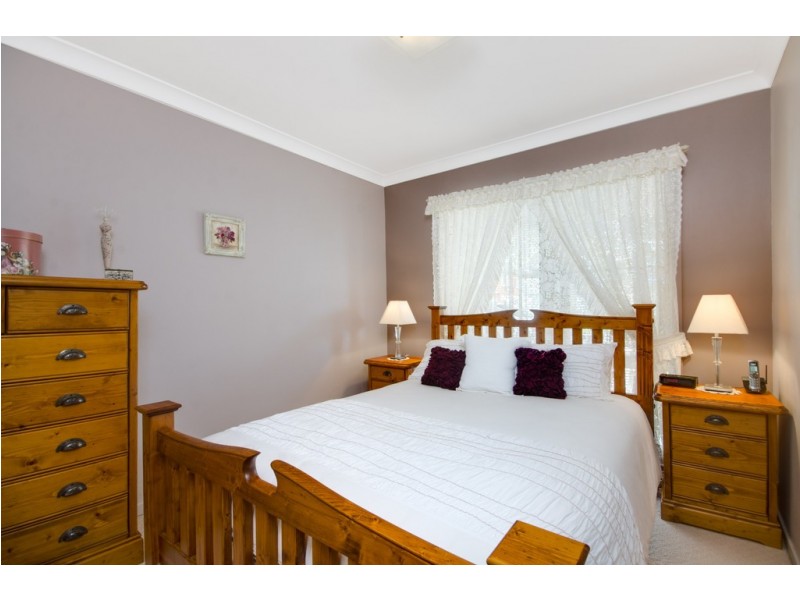 57 Hopewood Cres, Fairy Meadow NSW 2519