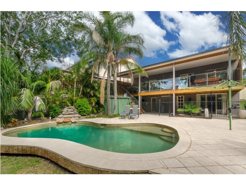57 Hopewood Cres, Fairy Meadow NSW 2519