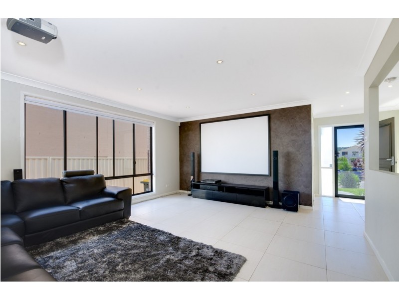 122 Daintree Drive, Albion Park NSW 2527