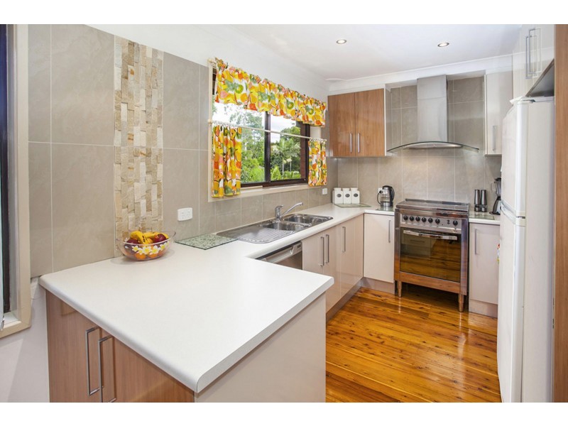 297 Farmborough Road, Farmborough Heights NSW 2526