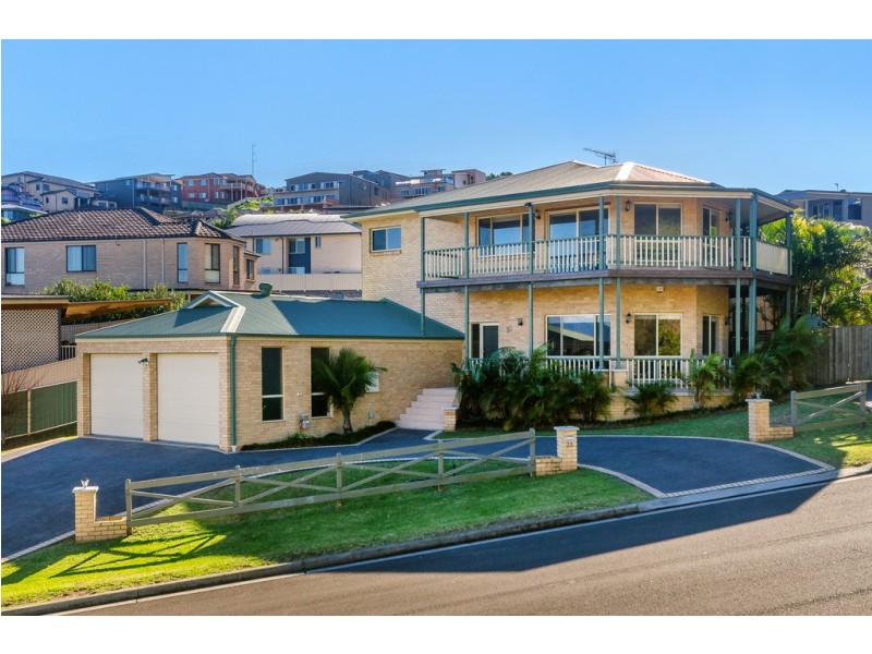 32 Whimbrel Ave, Berkeley NSW 2506