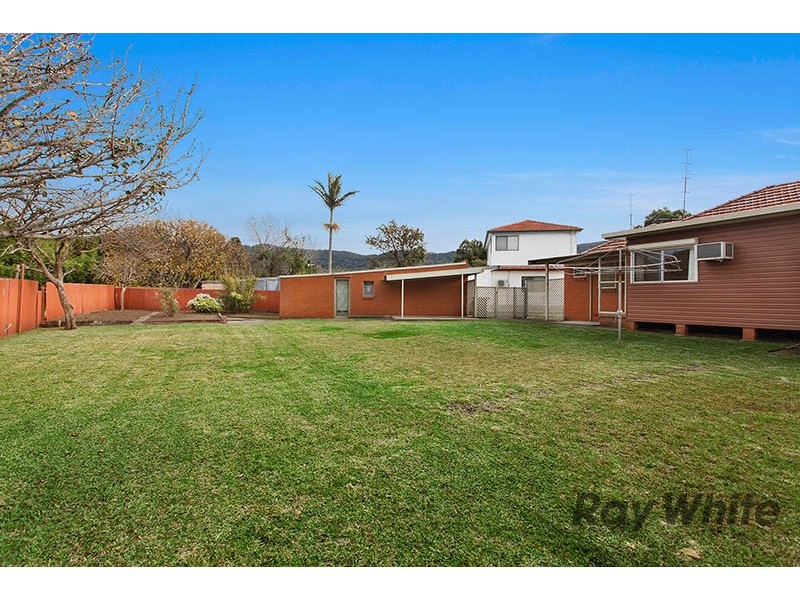 22 Ellengowan Crs, Fairy Meadow NSW 2519