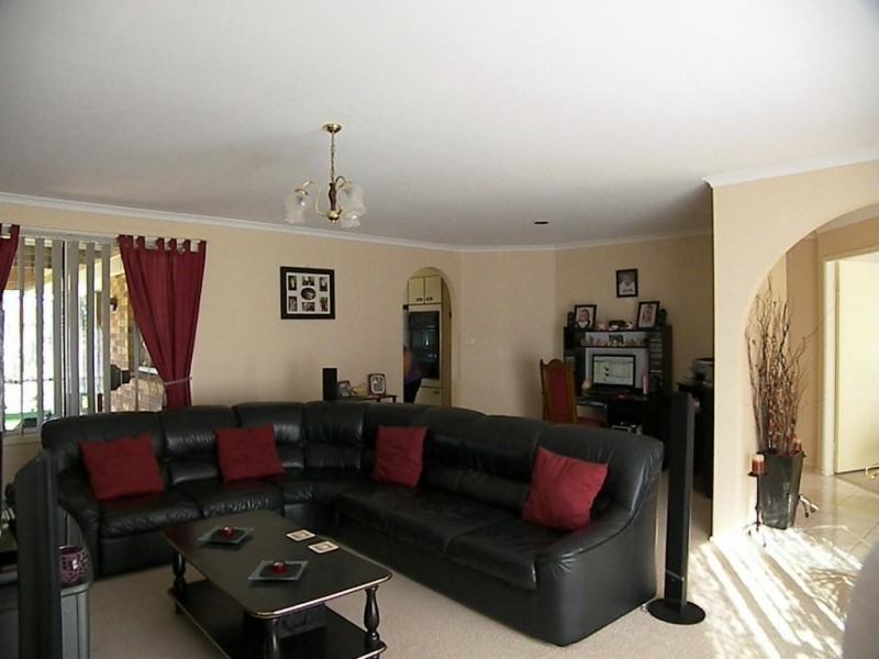 9 mayfield circuit, Albion Park NSW 2527