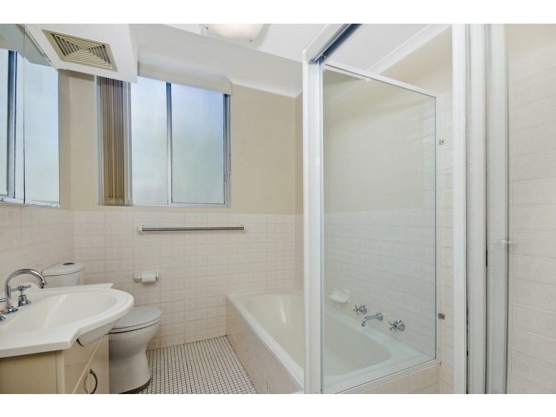 2/11-15 Ocean St, Wollongong NSW 2500