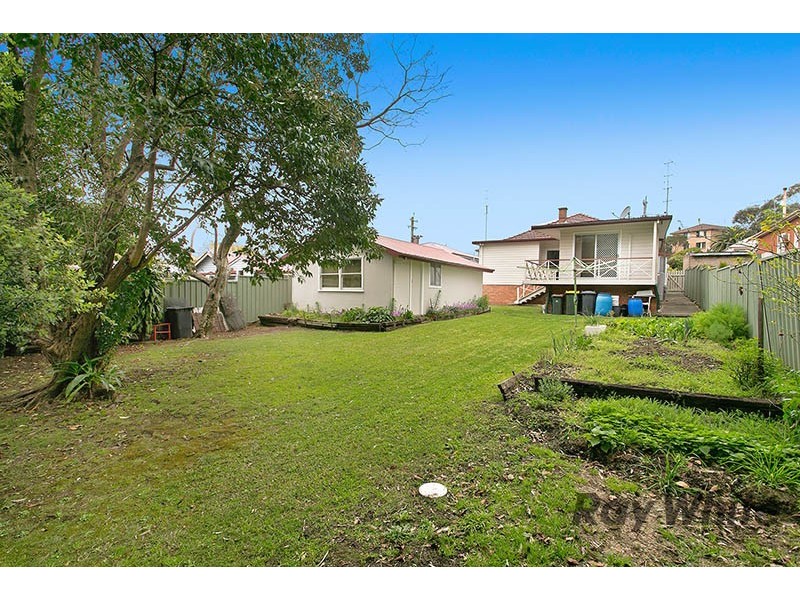18 Mercury Street, Wollongong NSW 2500
