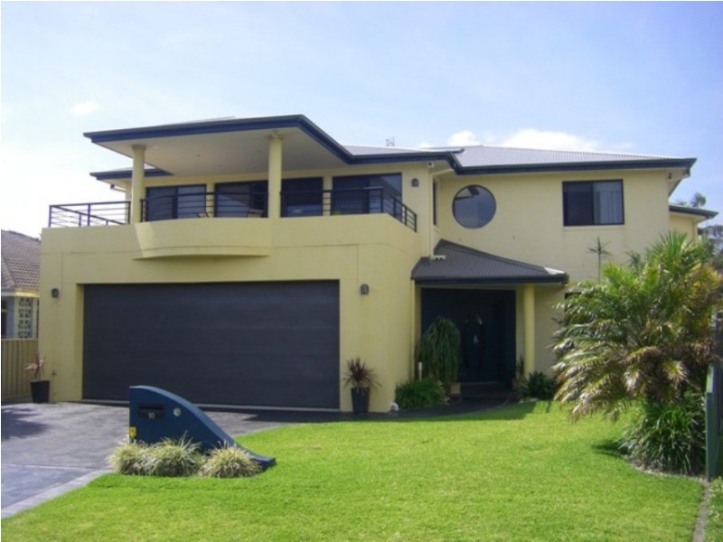 10 Murranar Road, Towradgi NSW 2518