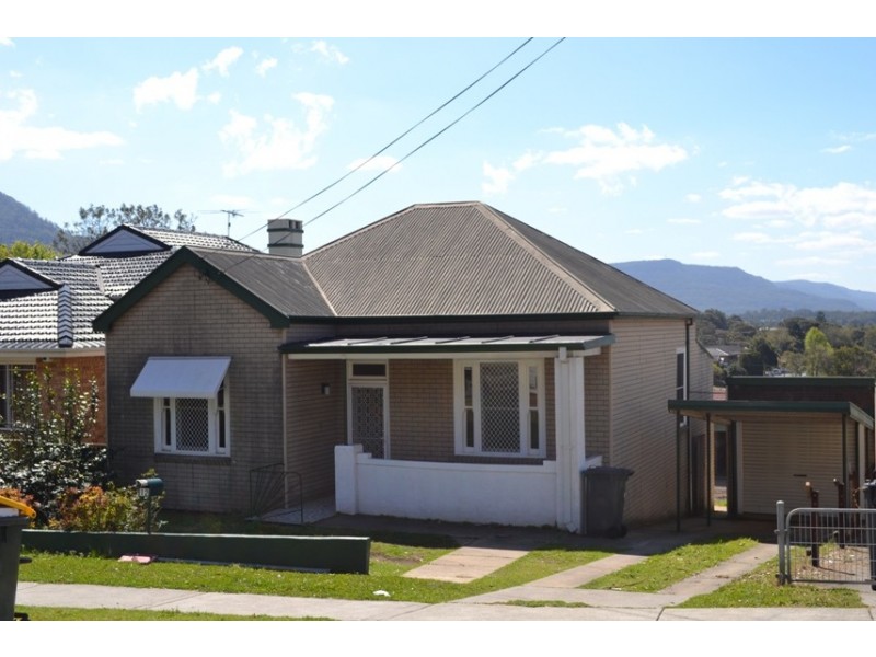 12 Urunga Parade, Wollongong NSW 2500