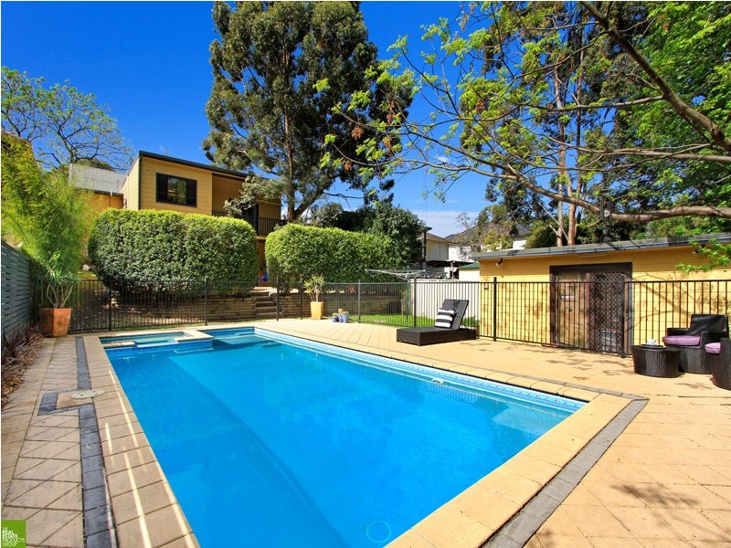 167 Gladstone Ave, Mount Saint Thomas NSW 2500