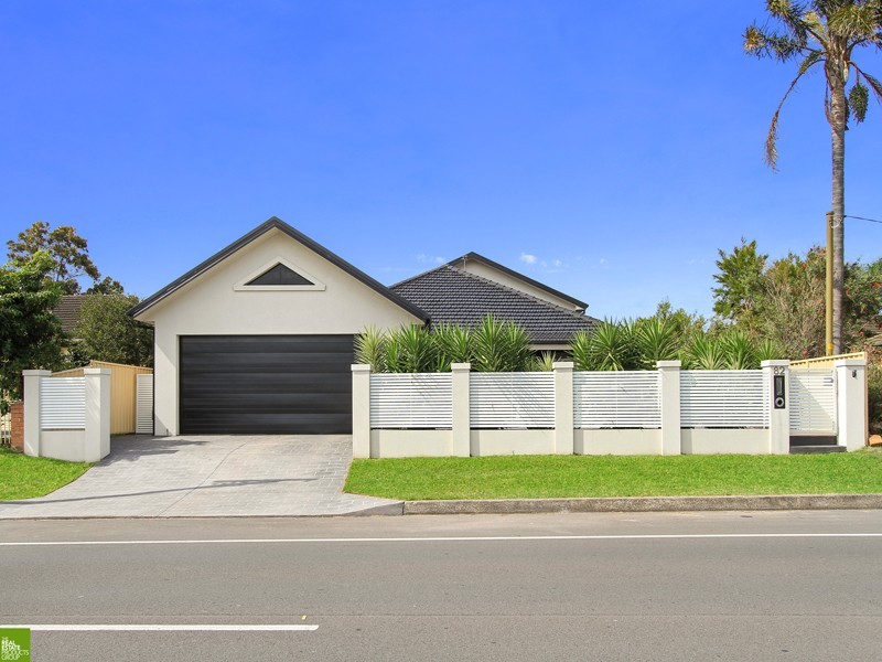 82 Mount Keira Road, West Wollongong NSW 2500