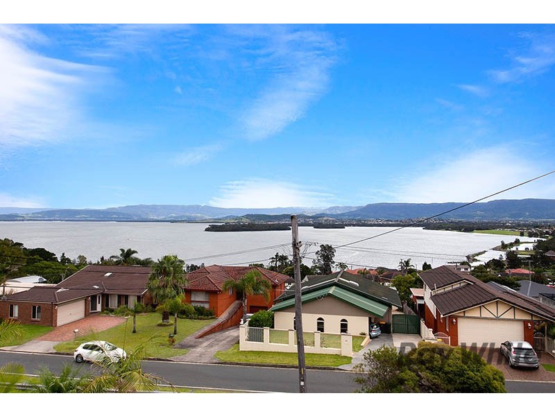 70 Hassan Street, Lake Heights NSW 2502